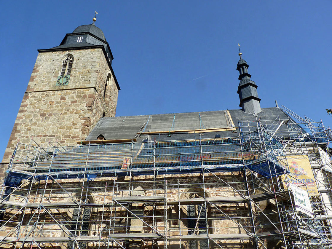 Gerüstabbau am Türmchen (Foto: Karl-Franz Thiede)